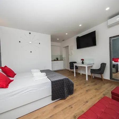 Luxury * Split